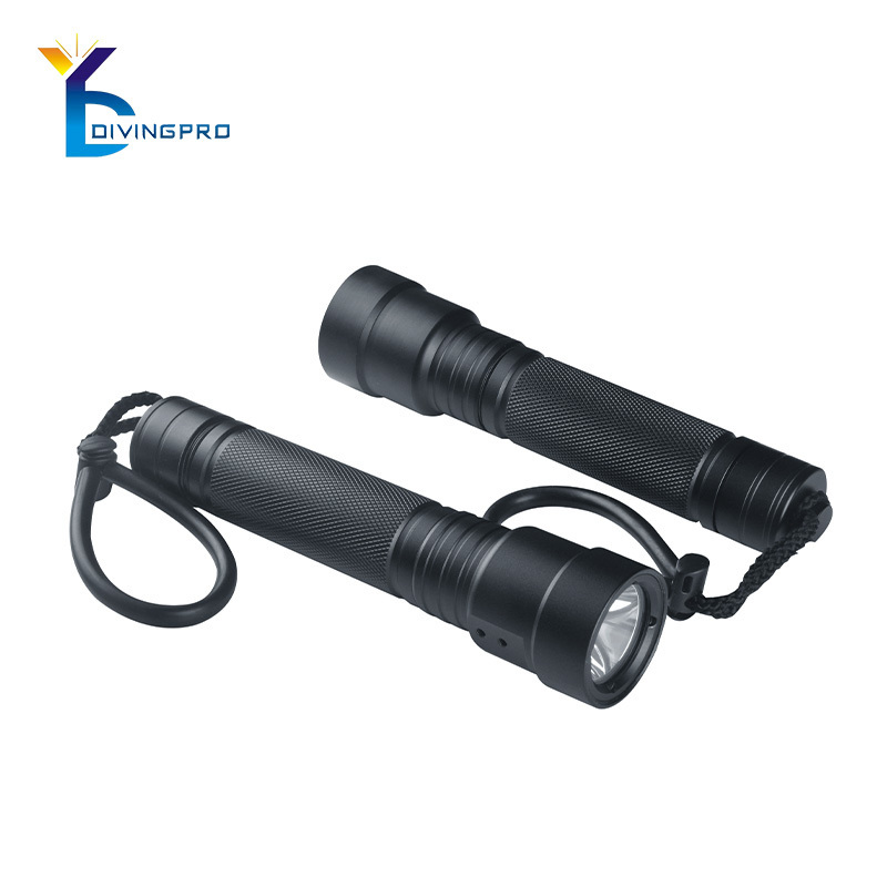 waterproof rechargeable diving flashlight with 26650 battery underwater zoomable