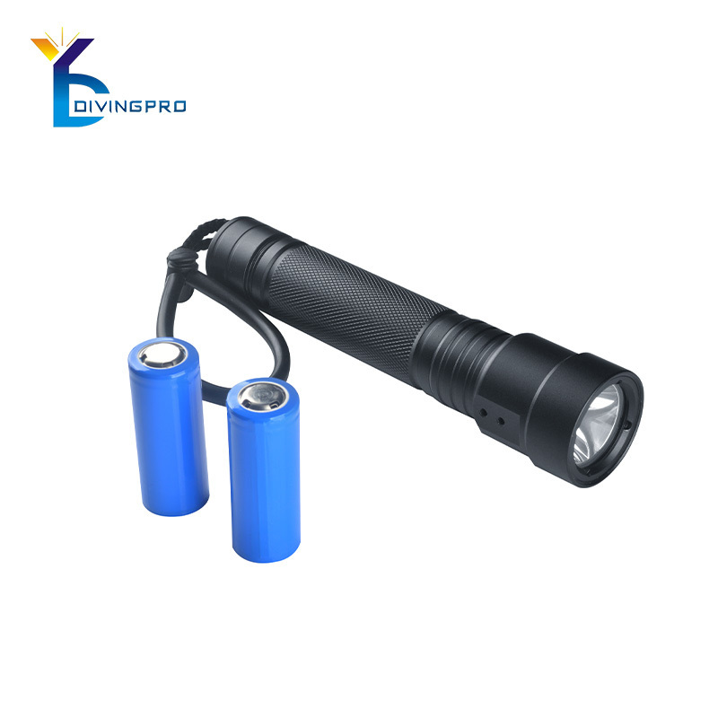 waterproof rechargeable diving flashlight with 26650 battery underwater zoomable