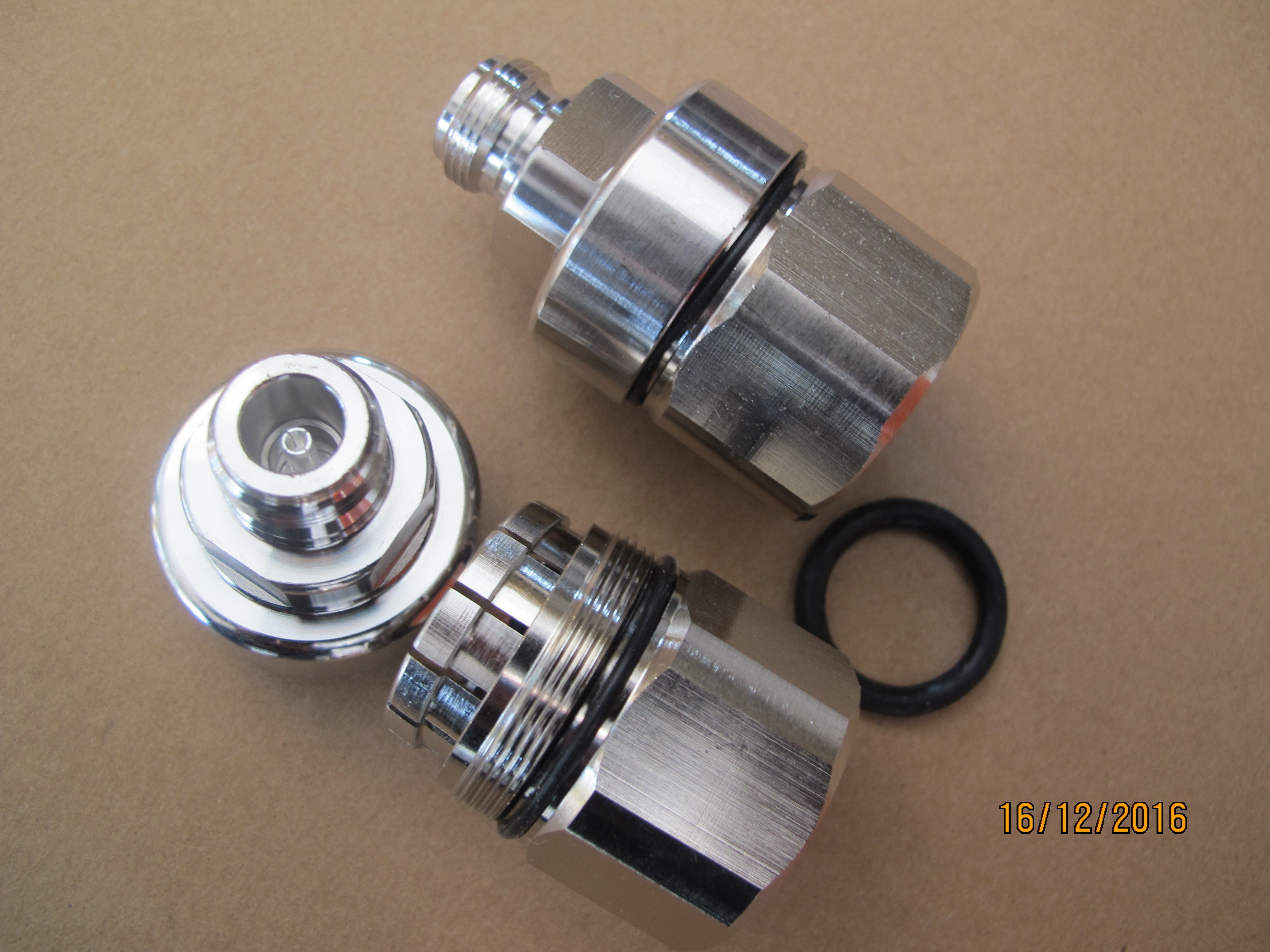 N male connector for 7/8 coaxial feeder cable