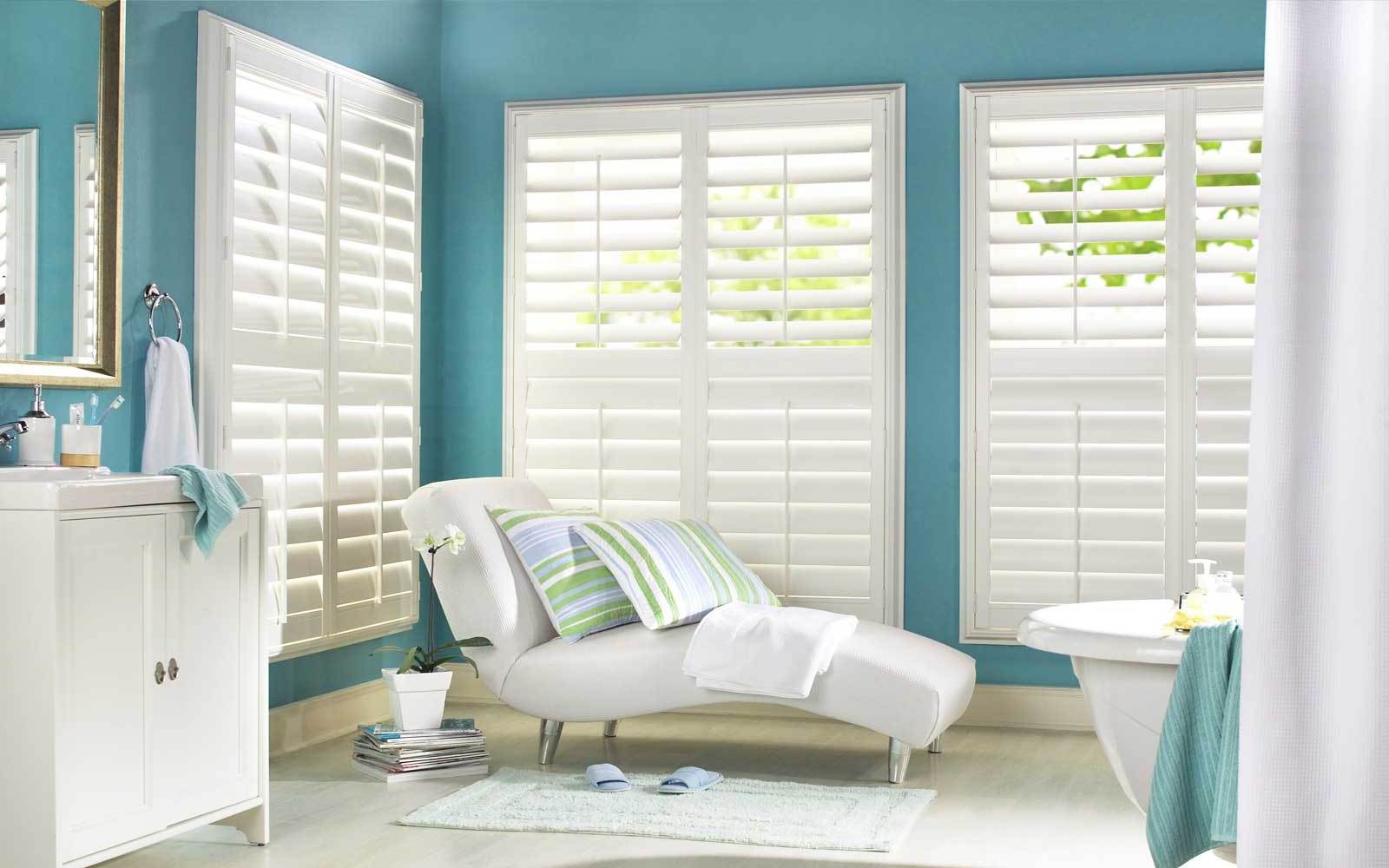 Factory Wholesale Plantation Shutters Jaslousie louver Windows Basswood Wood plantation shutters direct from china