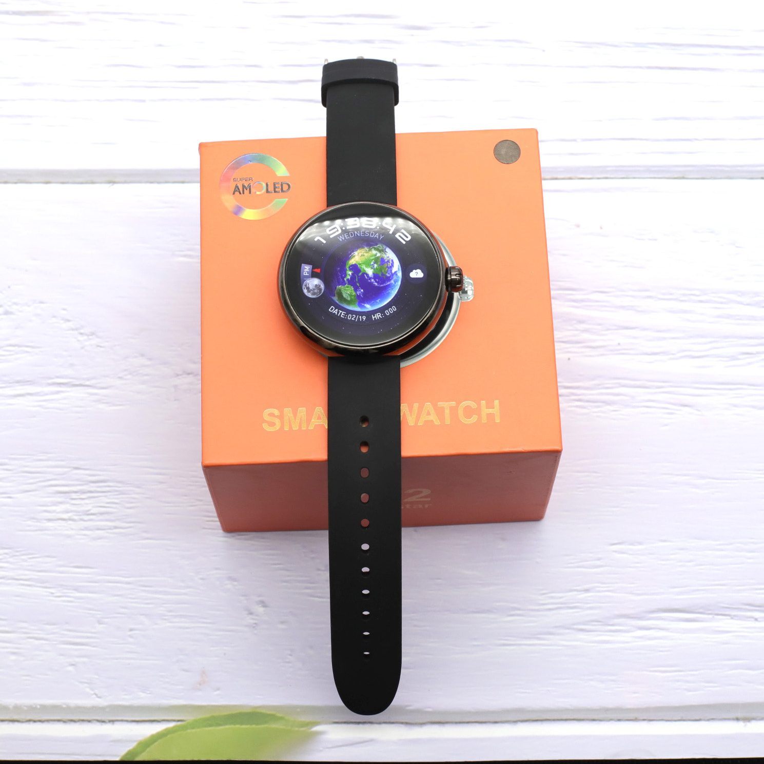 Smart Watch 2024 High Quality Round Dial Amoled Display V12 Nfc Voice Assistant Golden Smart Watch Made In China