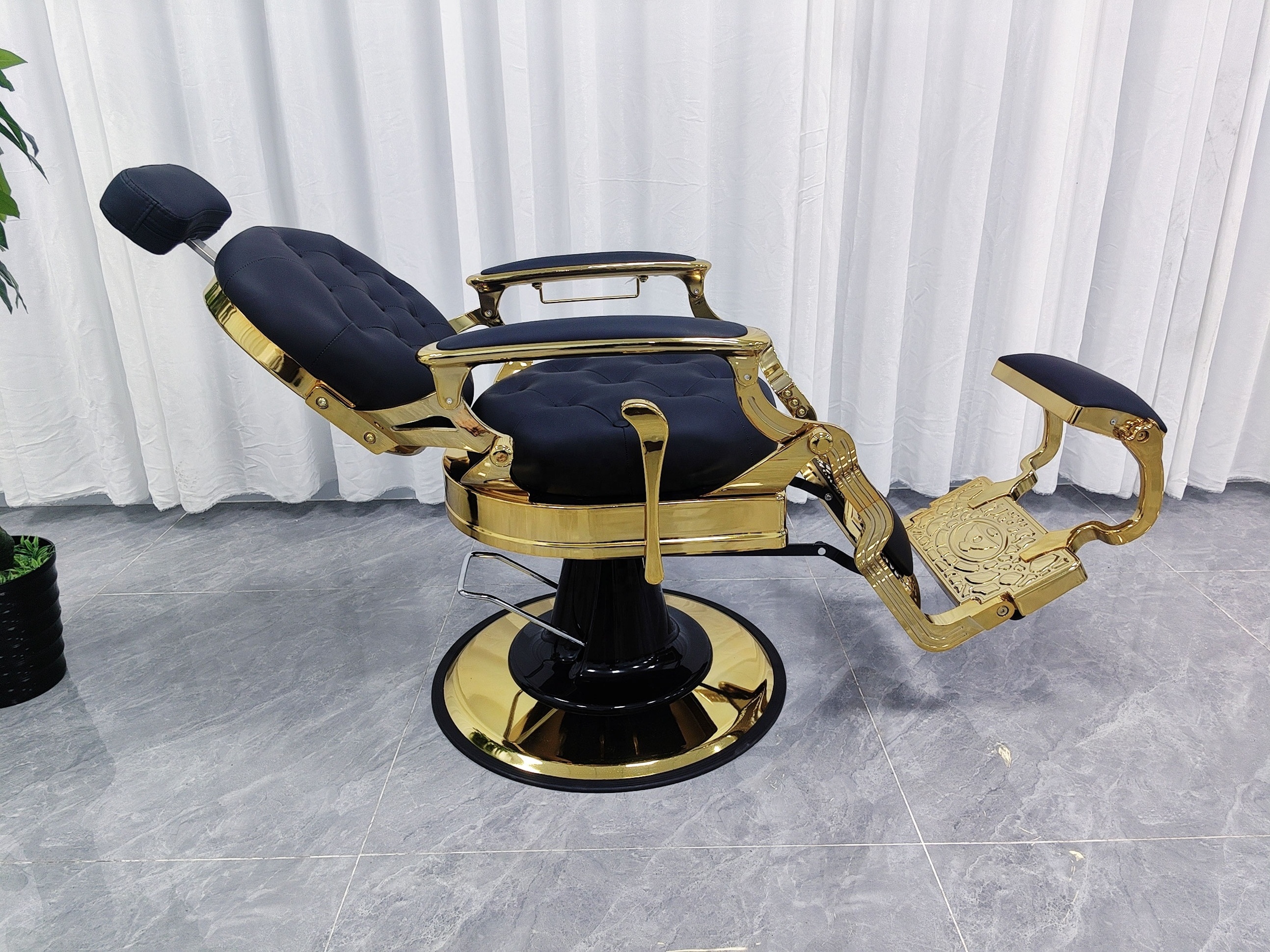 luxury vintage gold frame synthetic leather salon furniture haircutting modeling barber chair men's hair salon chairs