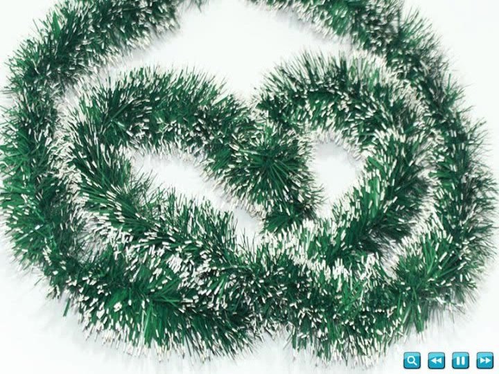 Newest Selling Christmas Decorations Iridescent Garland Decoration String Curtain Christmas Tinsel Dark Green and White PVC MS