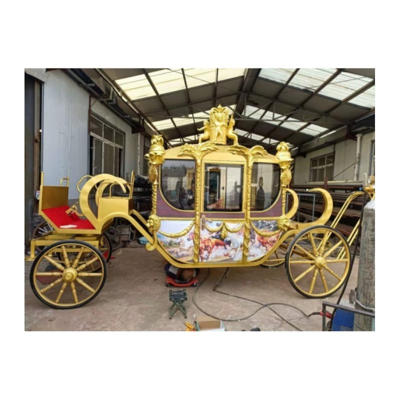 Luxury golden royal horse carriage electric sightseeing carriage for sale