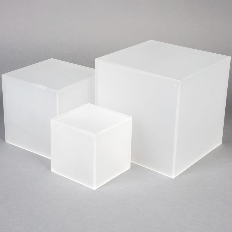 Custom Acrylic Display/White Cube Display 5 Sided Box Acrylic Risers with Hollow Bottoms