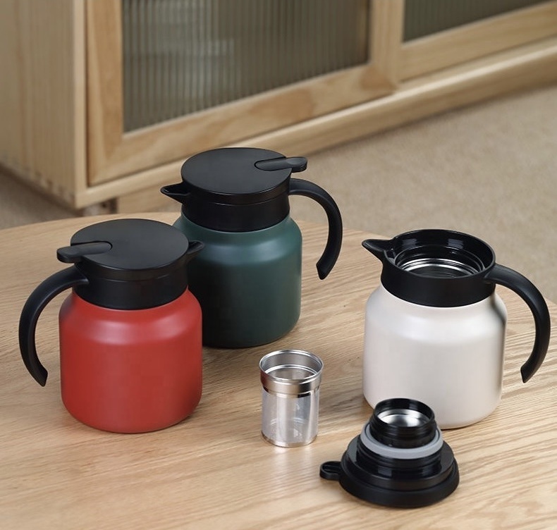 High quality small size vacuum thermos flasks plastic nice insulated hot vacuum insulated kettle