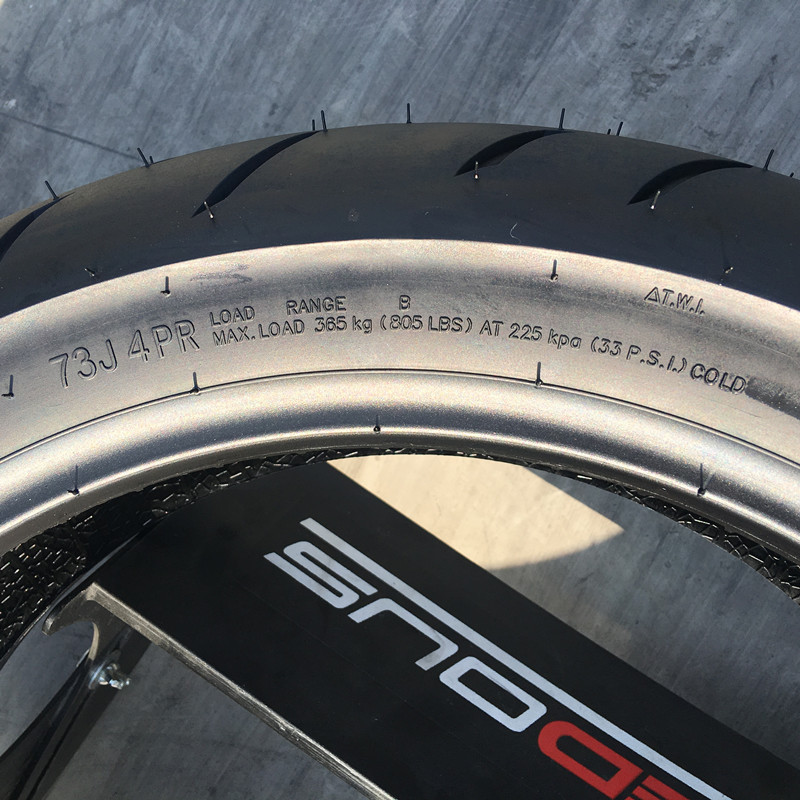 Top brand REDOUS  180/55-17 high speed tubeless motorcycle tyre  from China