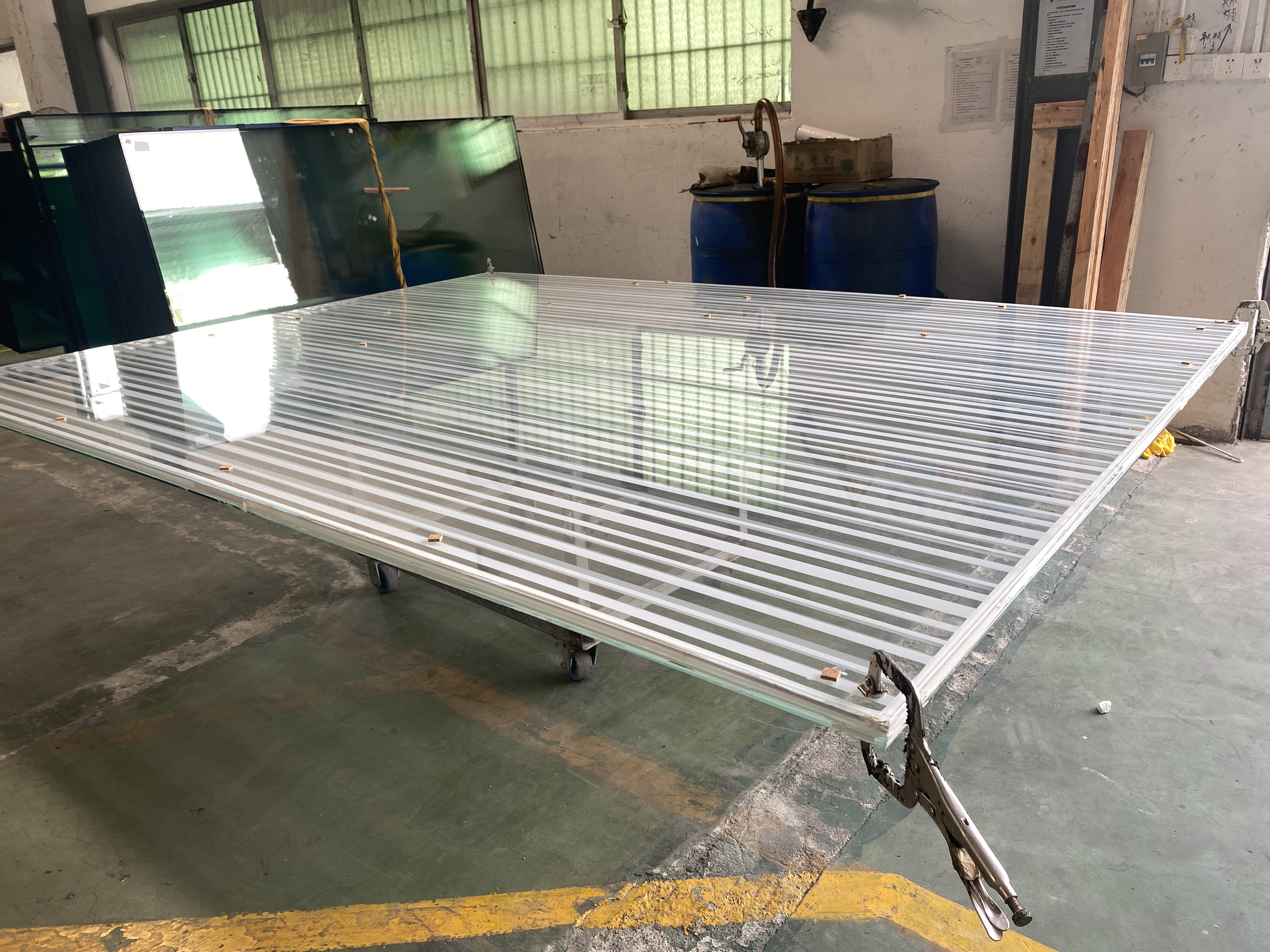 Factory supply 8+8 10+10 silk screen printed decoration glass panels ceramic fritted safety tempered laminated glass