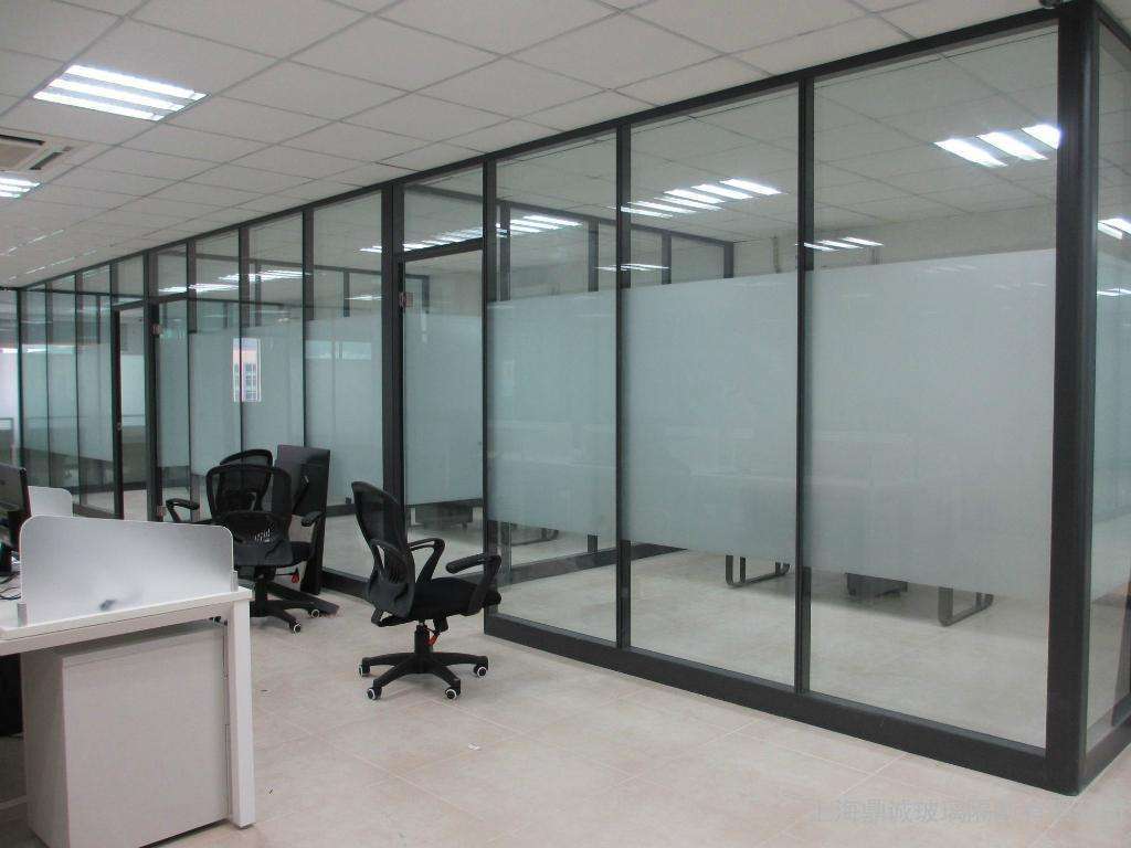 2020 new tempered ultra clear safety glass room divider