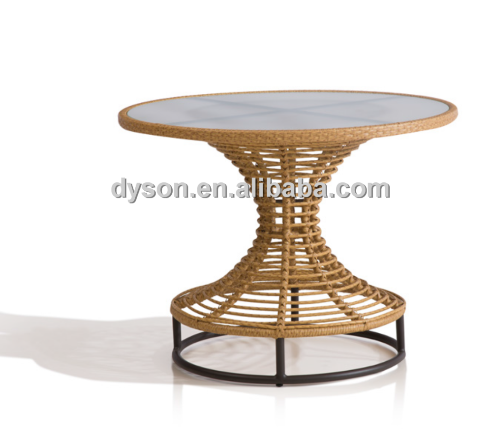 Outdoor Patio Restaurant High Quality PE Wicker Woven Dining Table And Chair Set