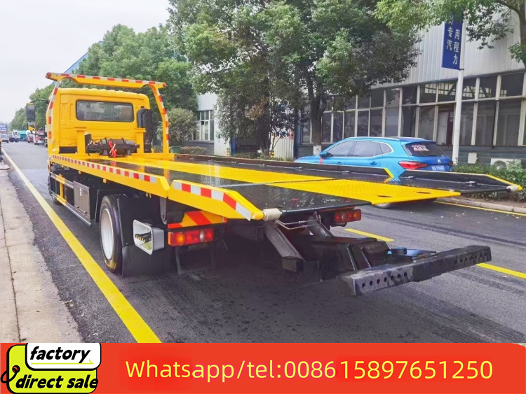 Hot selling Dong feng 4x2 5 tons LHD light duty China flatbed wrecker towing truck rollback road wreckers tow platform trucks