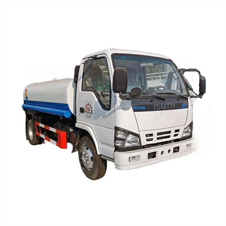 Brand new Isuzu 4*2 water spray truck tricycle tractor water tanker water carrier truck sale