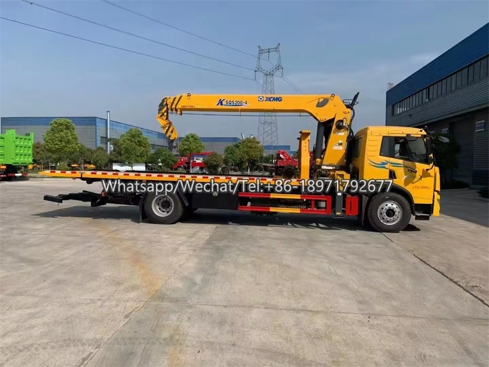 FAW 4X2 Telescopic Boom Hydraulic Lifting Straight Arm Cranes Mounted Wrecker Truck For Sale