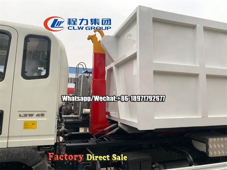 SINOTRUK HOWO 4x2 Hook Lift Garbage Truck Left/right Hand Drive Howo Garbage Truck For Sale