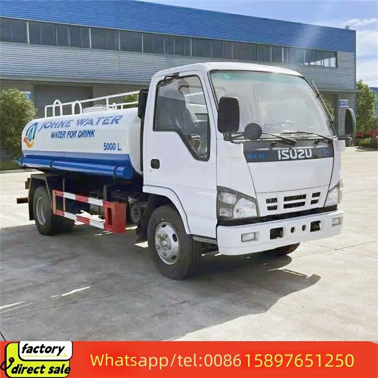 Brand new Isuzu 4*2 water spray truck tricycle tractor water tanker water carrier truck sale