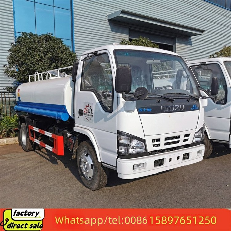 Brand new Isuzu 4*2 water spray truck tricycle tractor water tanker water carrier truck sale