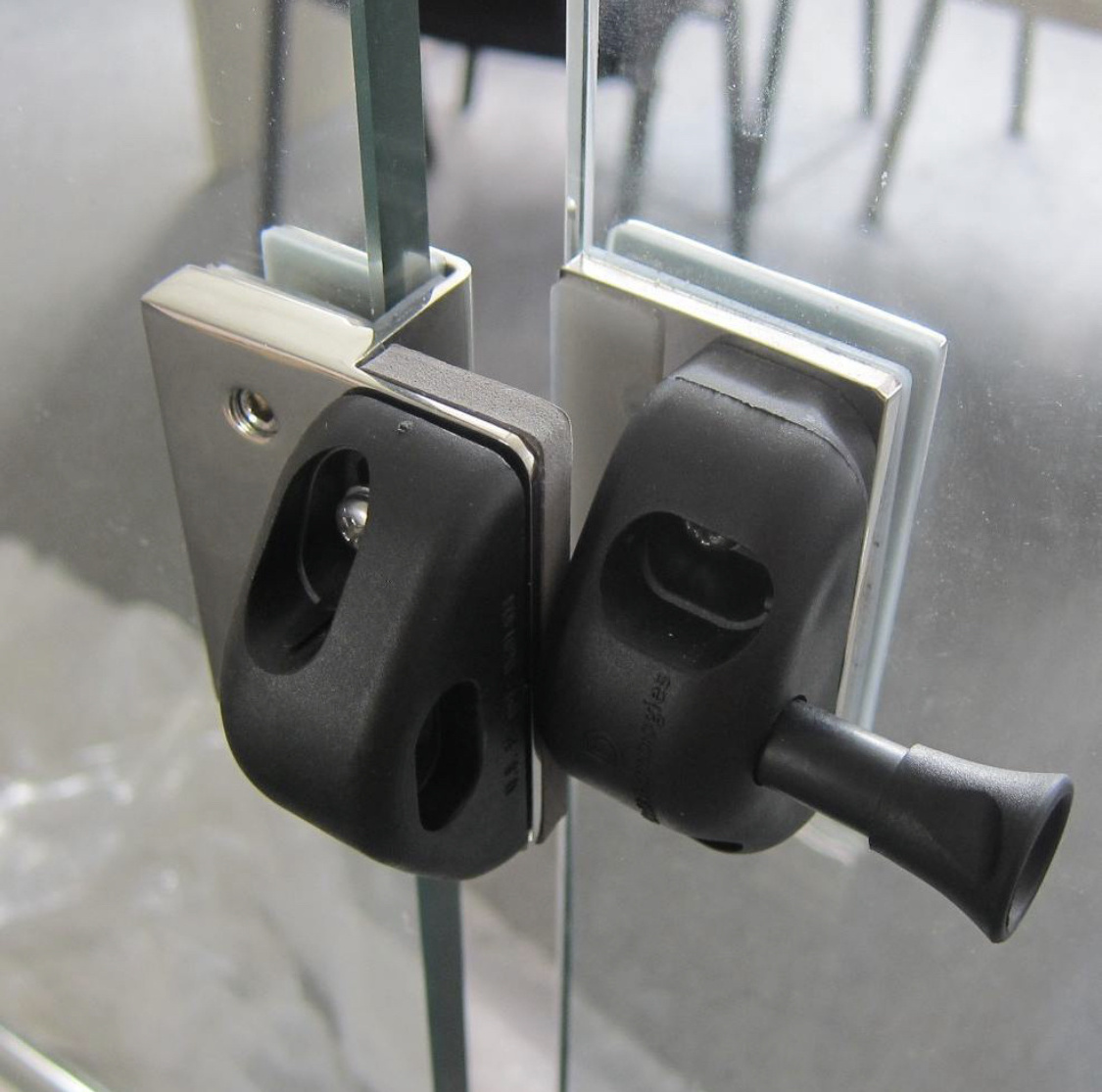 ZD Dongying Building Glass To Glass Swimming Pool Door Latch