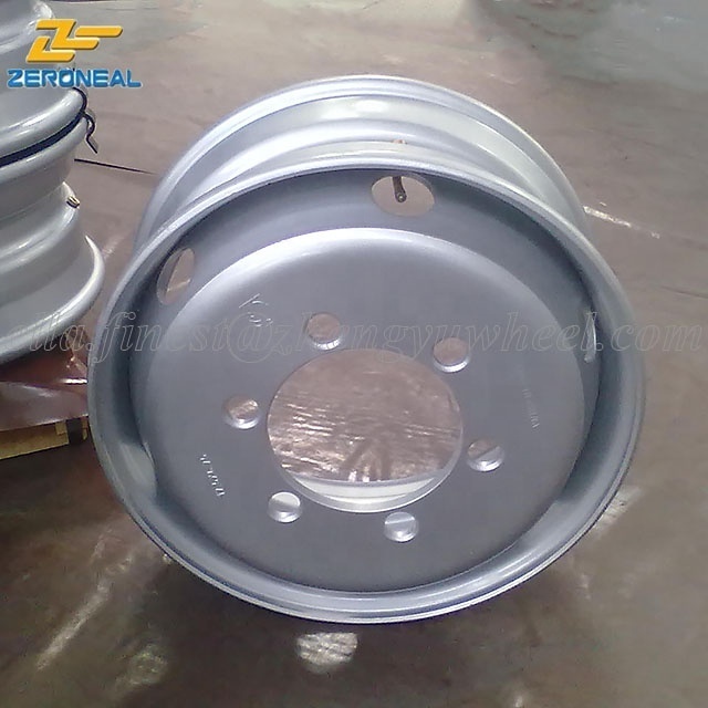 17.5*6.00 silver steel wheel for truck bus trailer high quality