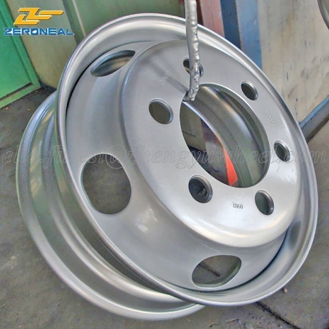 17.5*6.00 silver steel wheel for truck bus trailer high quality