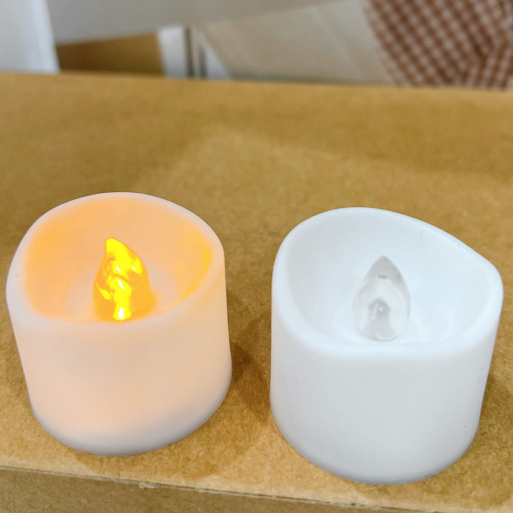 Battery Operated Tea Light Flickering Flameless LED Candle Tealight For Wedding Decoration