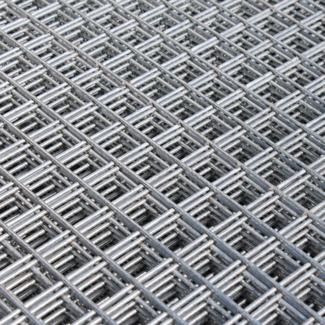 Galvanized rigid wire mesh panel for dog kennel and chicken fly pen