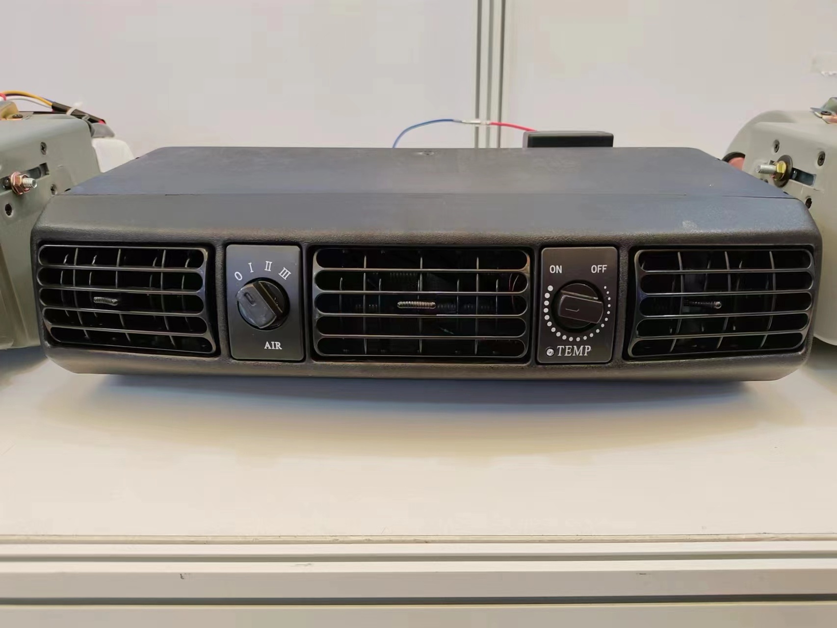 RV air conditioning BEU -202 for bus universal 24V split parking cooler car 12V air conditioner for truck