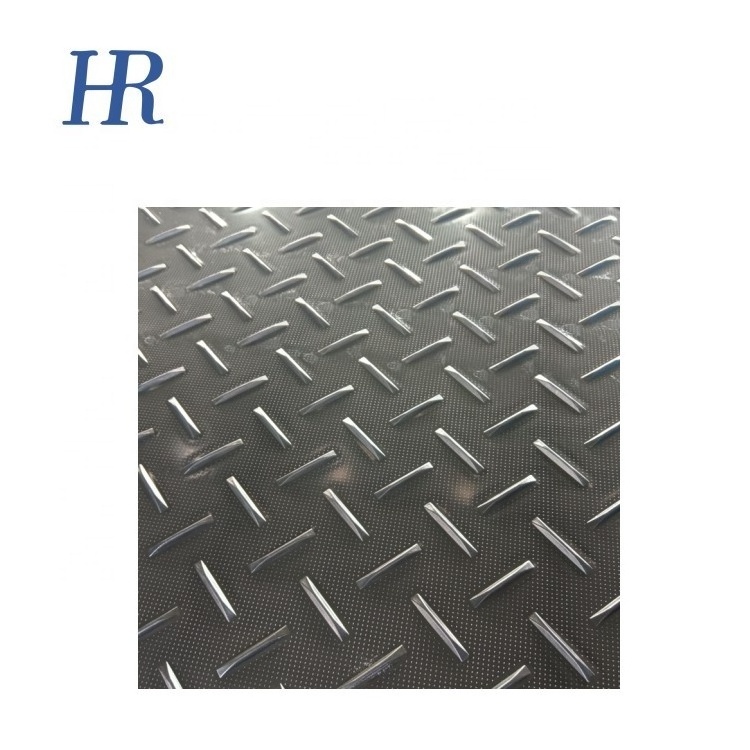 Durable textured road covering strong plastic ground mat oil drilling rig mat for construction sites and events