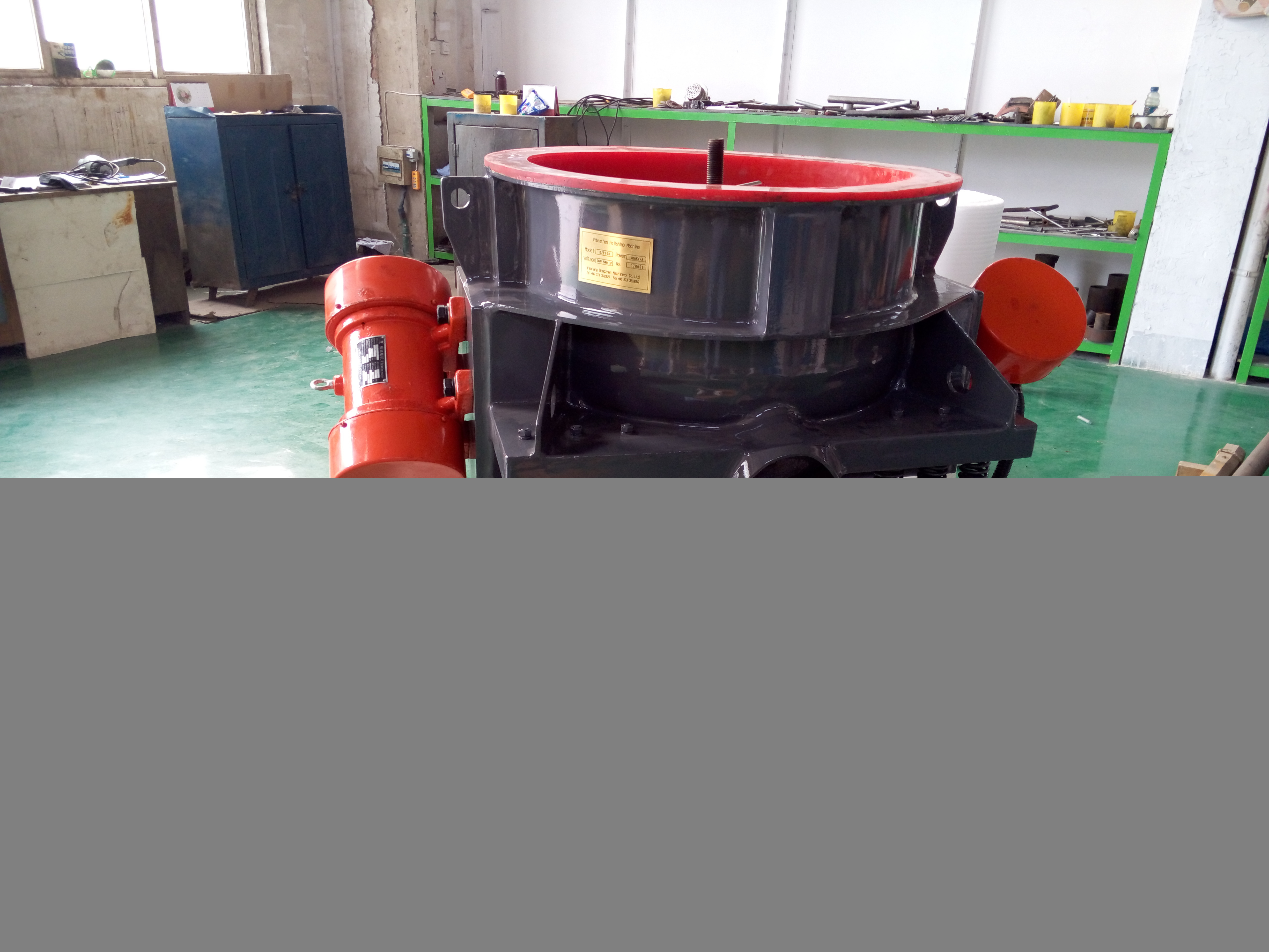 Used Alloy Wheel vibrator vibrating polishing machine/automatic retreading tyre buffing machine for sale