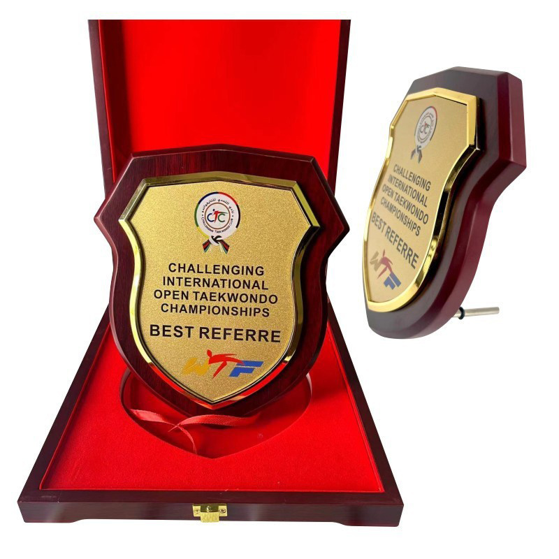 Factory Direct Sales Blank gold Stand Shield Plates Metal Craft Award Plate Ceremony Souvenirs Honor Plaque