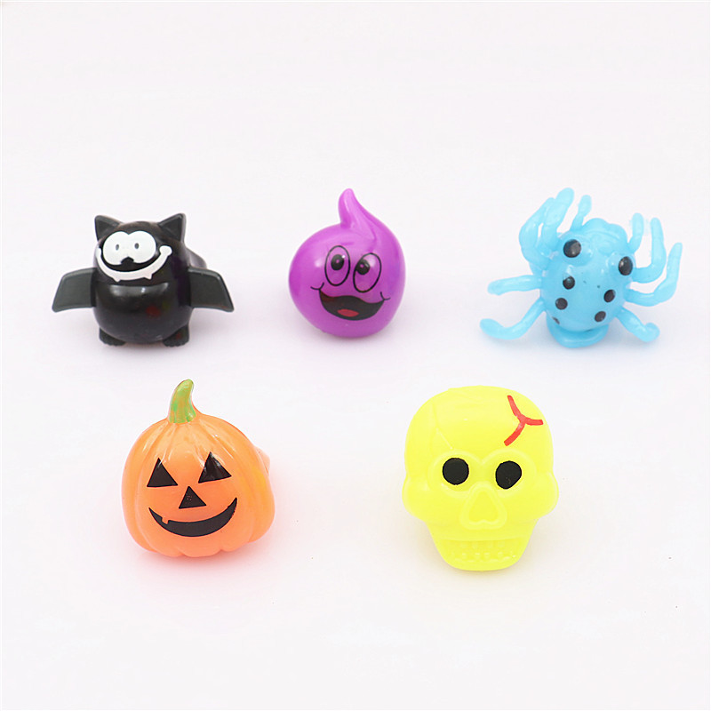 Wholesale 4cm*4cm*4cm Halloween small gifts prom party finger light up glowing toys weird pumpkin spider ghost skeleton bat ring