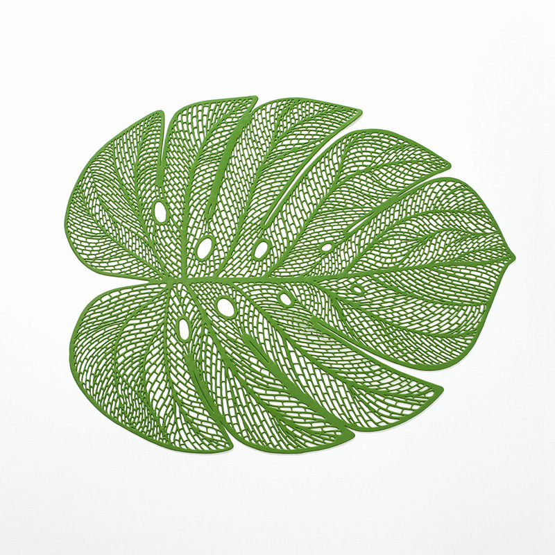 Wipeable Metallic Plastic Green Place Mats Leaf Shaped Vinyl Placemats for Dining Table Heat Resistant Table Mats