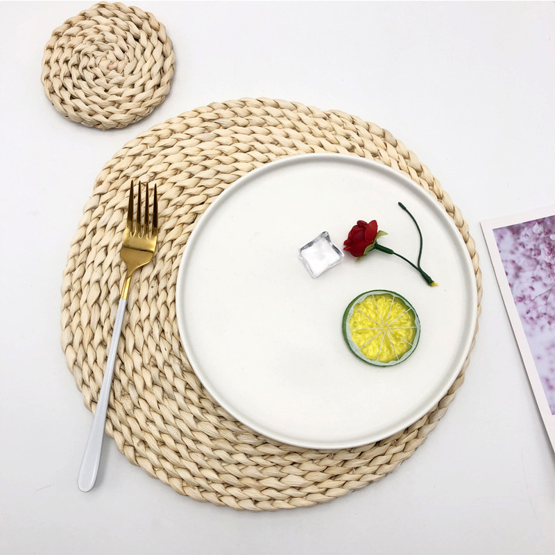 Wedding decorated Woven Placemats for Dining Table Natural Braided Rattan Corn Straw Wicker Plates Charger for Wedding