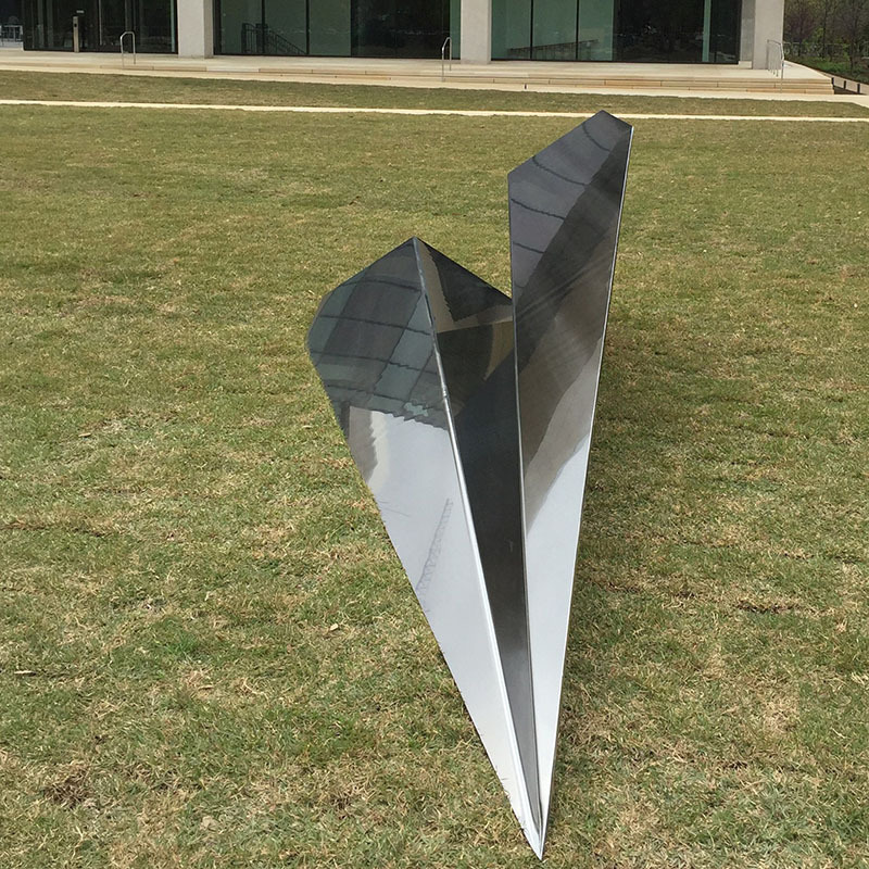 Customized stainless steel paper plane sculpture modern art decoration