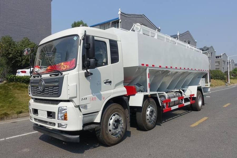 15 ton bulk feed truck/ 30m3  bulk feed transport truck with hydro auger