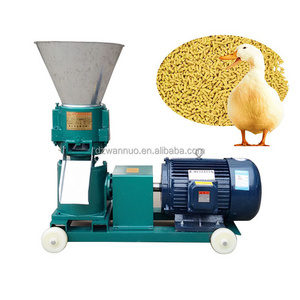 Poultry chicken feed pellet machine animal cattle food fish pig goat pellet feed making diesel mill machine for sale