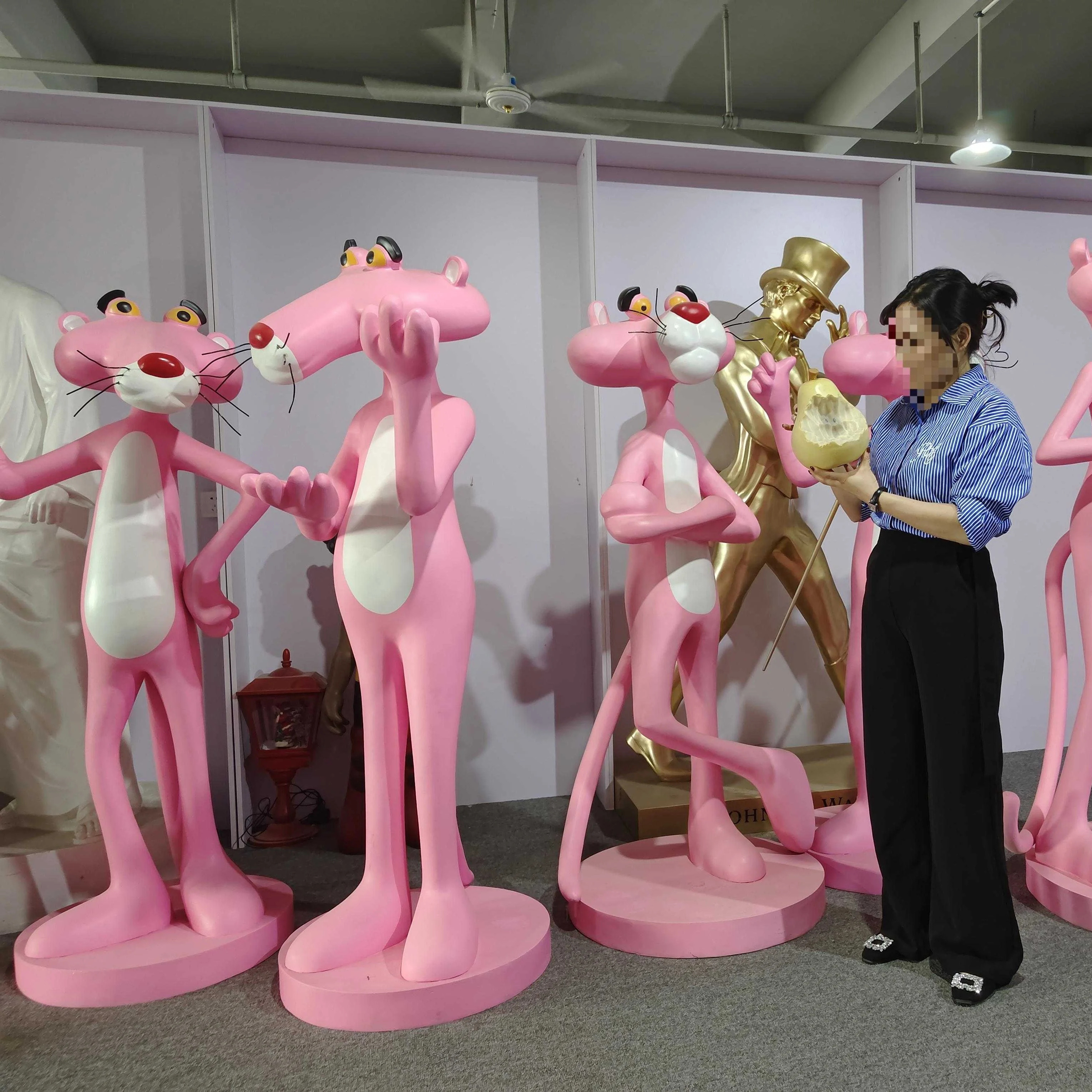 Factory Price Pink Panther Statue Customized Outdoor Shopping Mall Pink Panther Animal Sculpture