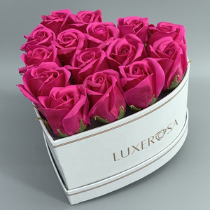 Wholesale high quality heart shaped flower box with sponge for preserved roses