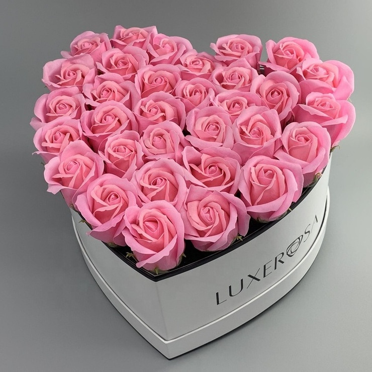 Wholesale high quality heart shaped flower box with sponge for preserved roses