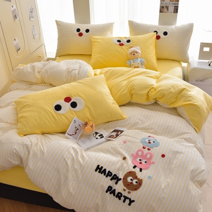 New Arrival Funny Cartoon Colorful Bedding Sets King Queen Size Cute Bear Panda Embroidery Wash Cotton Beddings Duvet Cover Sets