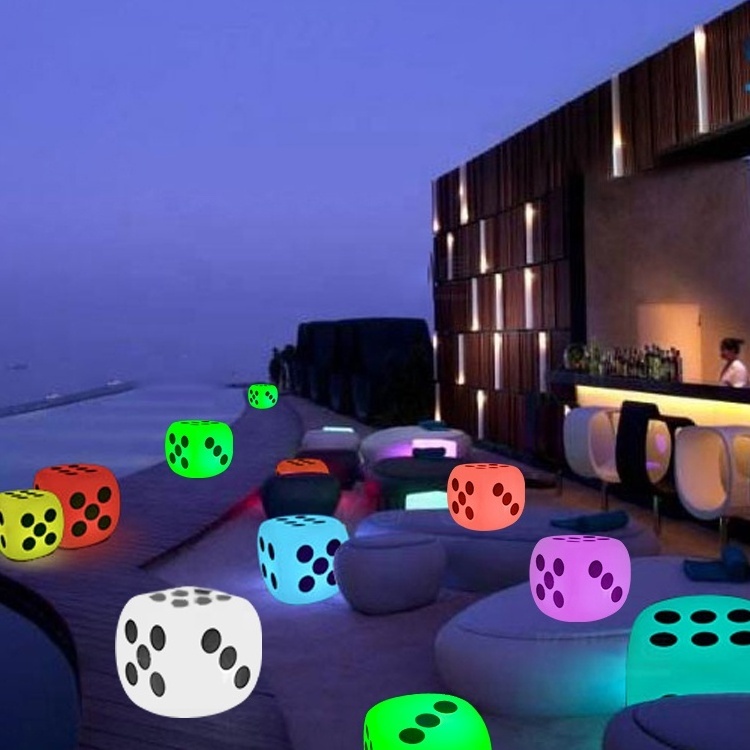 Type C Charging Plastic Led Light-emitting Dice Glowing Dice For Night Play Cube Dice Chair