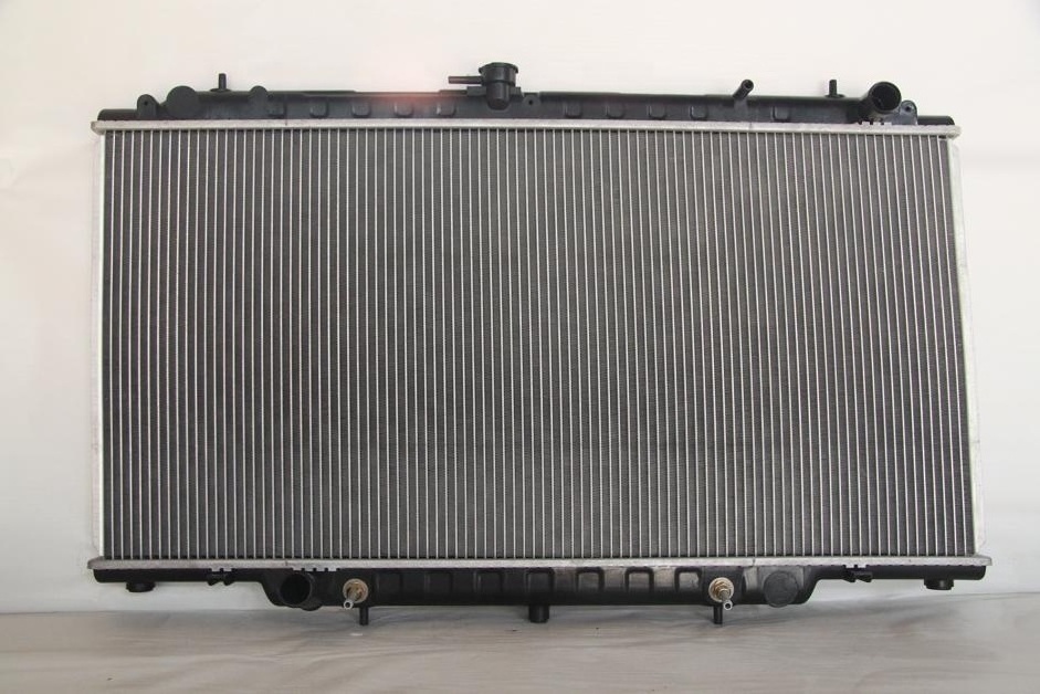 Radiator For  Nissan Patrol GU Y61 97-01 Auto Manual 2.8L 3.0L Turbo Diesel 98 99 00  21460-VB201 21460-VB300 21460-VB301