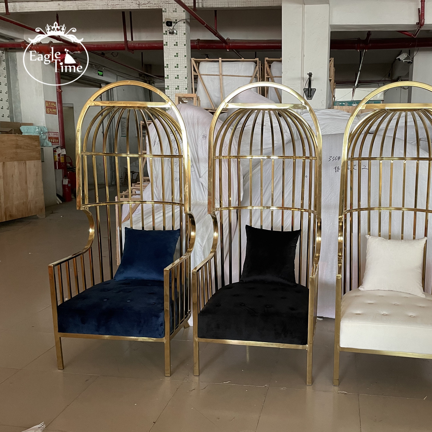 Modern Luxury Bride Groom Birdcage Throne Sofa Chair for Wedding Banquets Hotel Activities Outdoor Parties Durable Wood Frame