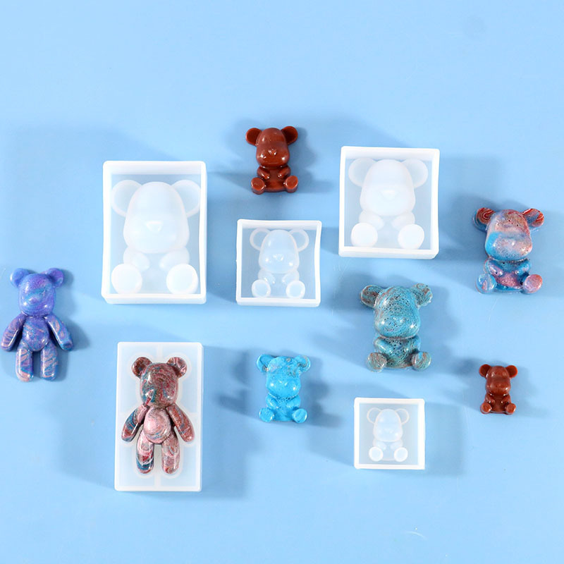 DIY Lacquer crystal drop glue forming sitting small bear cub shape silicone mold violent bear 3D Gypsum mold jewelry decorations