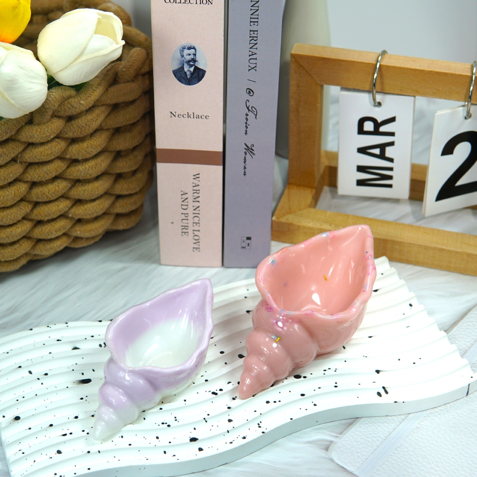 Early Riser Mirror three-dimensional conch storage box mold DIY crystal glue storage tray tray ocean shell silicone mold