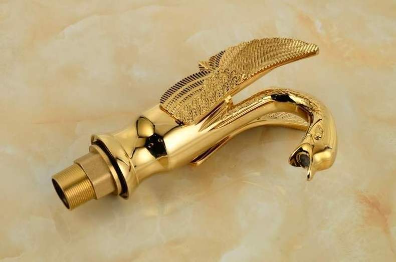 Luxurious Ornate Gold Faucet Tap Mixer Graven Swan Design Sink Basin Faucet Bathroom Animal Cold and Hot Water Faucet