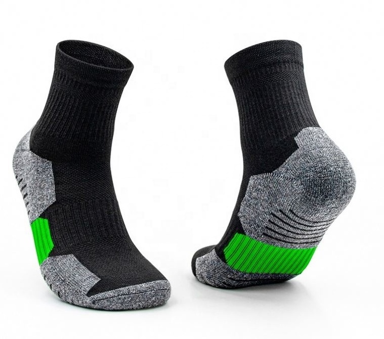 custom sock manufacturer high quality running sports basketball socks logo men anti-bacterial custom wholesale