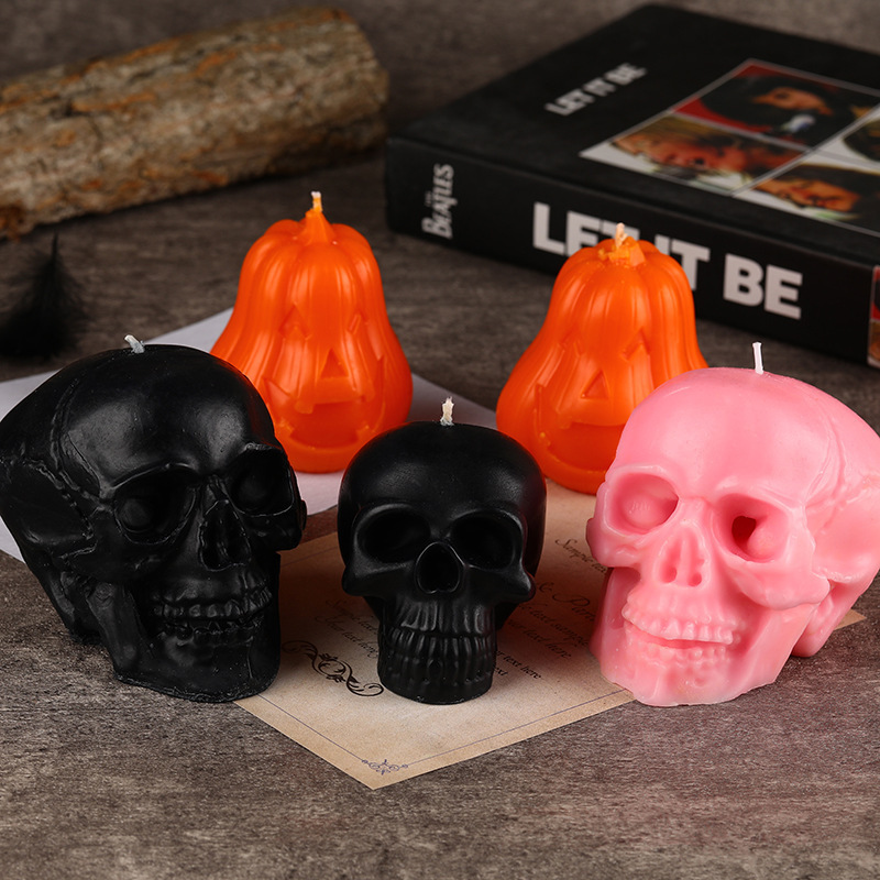 Best selling handmade pumpkin skeletons candles for Halloween decorations