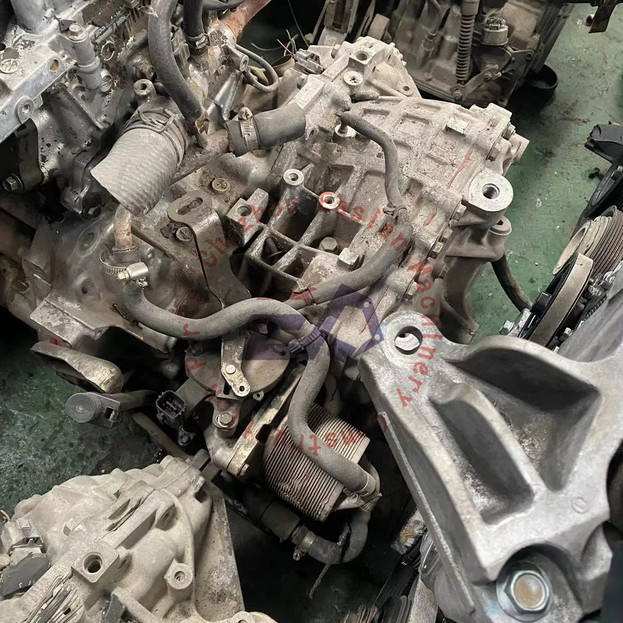 Used genuine MR20 gearbox  Nissan X-Trail HNT32 2wd 4wd 4x4 manual gearbox