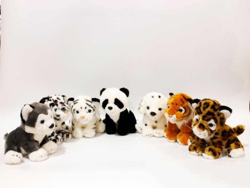 Factory Sale 15-45cm Cartoon Dalmatian Husky Tiger Panda Leopard Pillow Doll Stuffed Animal Plush Toys Sleeping Cushion For Kids