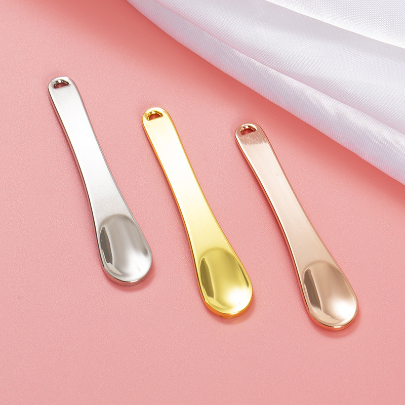 Custom metal zinc stainless steel ceramics cosmetic spoon plastic silicon eye cream stick spoon cosmetics spatula